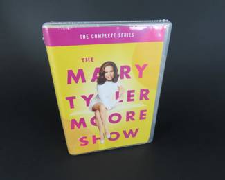 Sealed Mary Tyler Moore Show Complete Series 23 Disc Set
