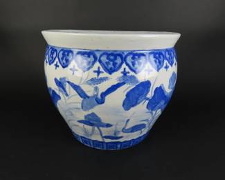Beautiful Blue & White Chinoiserie Planter