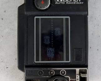 Vintage Tomy Digital Derby Auto Raceway Game