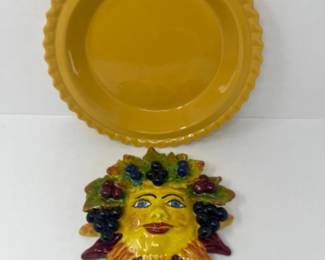 Golden Days - Sun Face Decor & Chantal 9" Ceramic Pie Dish