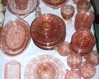 Set of pink depression dishes, Doric pattern