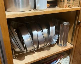 Kitchen is full of many vintage and cool items FULL!