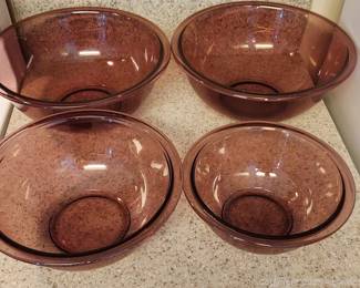 4 Pyrex Mixing Bowl Set