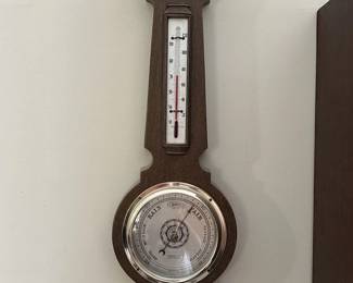 Dark Wood Banjo Weather Station