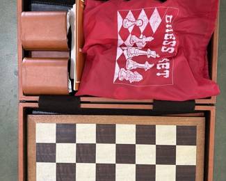 Vintage Fred Roberts Backgammon Game Chess Set