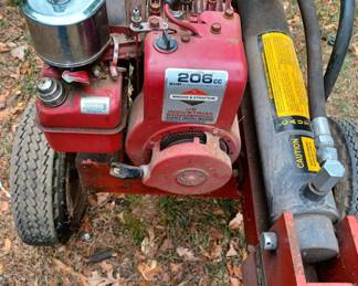 Briggs & Stratton "Mighty" Wood Splitter - 5 HP 206 cc