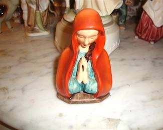 Praying Mother Hummel