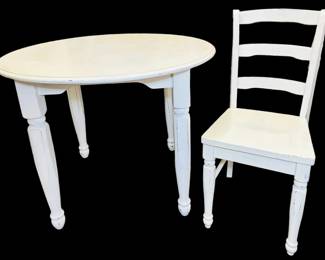 Round Table and Chair