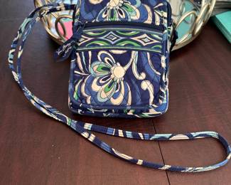 Vera Bradley rectangular purse with blue floral pattern 8"H