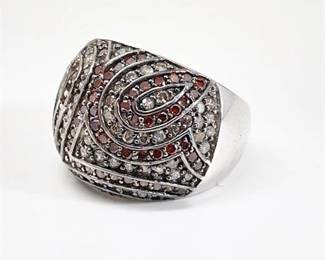 Lot 022  
Diamond and Citrine 14K White Gold Ring