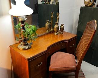 MCM Vanity/desk, rug, chair, accessories!