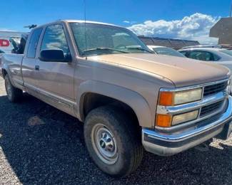 #225 • 1995 Chevrolet K2500 Pickup
