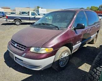 #275 • 1999 Plymouth Voyager
