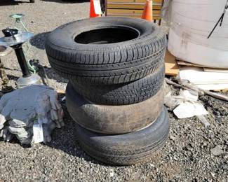 #80320 • (4) Car Tires
