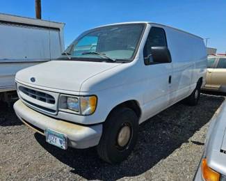 #270 • 1999 Ford Econoline
