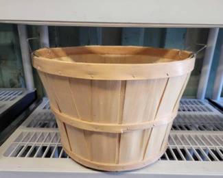 #3550 • 2 wooden baskets
