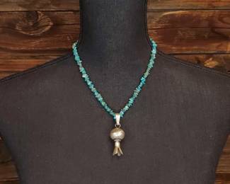 #454 • Native American sterling silver squash Blossom with turquoise beading, 19g
