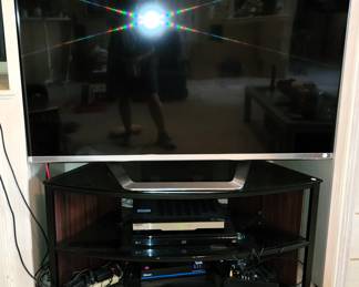 Smart TVs by Visio, Sony, LG and More. DVD, CD, Blueray players. 