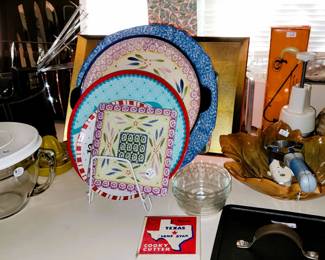 Temptations serving, Pampered chef items