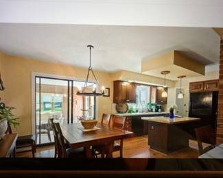 Kitchen table. Brand new 