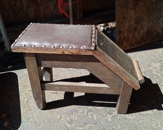 Try-On Shoe stool shoe rest