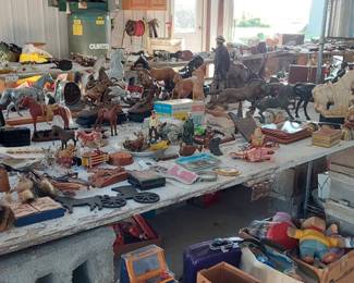 Horses and misc, inc horse hair broom head. Oh another cropped to short tail. Did you hear that they will no longer crop the clysdale's tails.