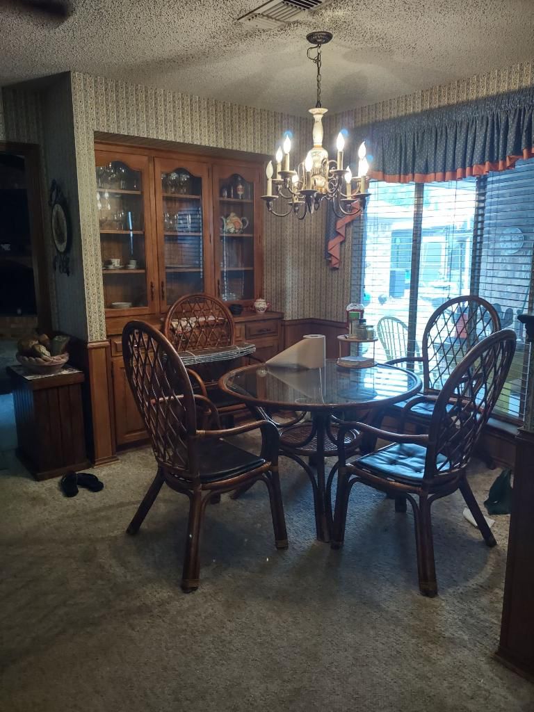 Full Denton Northridge Street Estate Sale starts on 10/6/2023