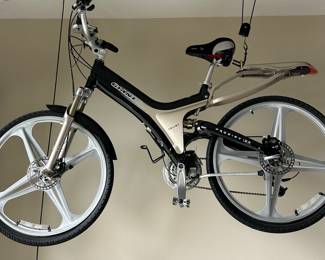 Giant Prodigy DX sport utility bicycle, 2 available