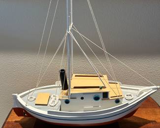 Boat model Maria Elena