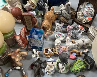 Tchtchkes, what nots, figurines