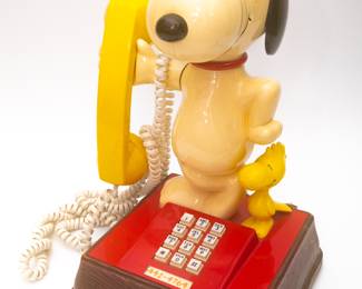 Vintage Peanuts Snoopy & Woodstock Rotary Dial Phone