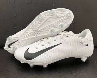 BRAND NEW NEVER USED Nike Vapor Untouchable Pro 3 Football Cleats Men's Size 12