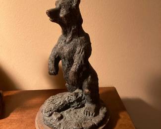 Nice bear scupture