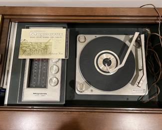 This is one of two pictures of this stereo, specifically the turntable and tuning circuit col