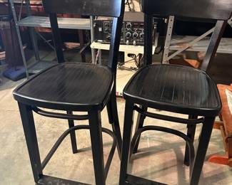 2 black stools