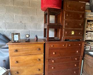 Vintage & antique chest of drawers 