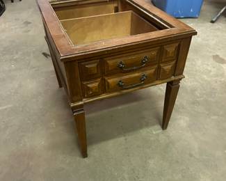 Accent table. Needs a top. Great project piece 