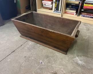 Primitive wood crate/box