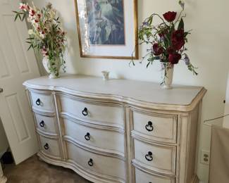 (may be purchased, but not removed until the home sells-stagers)