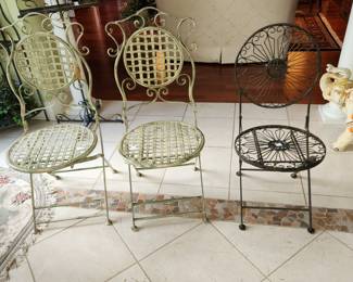 folding metal chairs