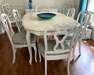 Dining table and 8 chairs