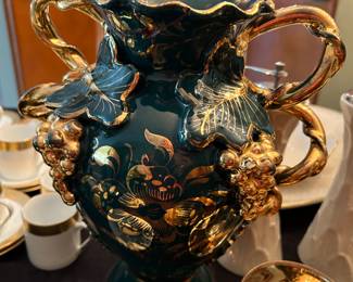 Italian porcelain gold and green vase