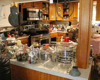 KITCHEN FULL OF GOODIES