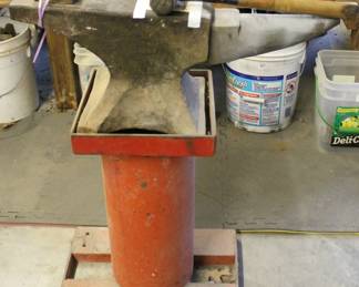 ANVIL WITH STAND