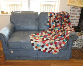 LOVESEAT