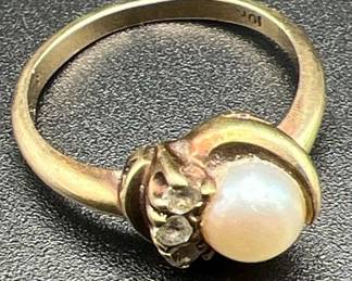 Antique 10K Gold Ring - Approx. Size 5.5
Stones untested. Ring stamped '10K,' as shown.