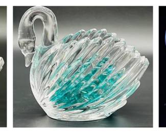 Signed Gloria Vanderbilt Lead Crystal Swan Full Of Marbles
