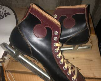 SKATES