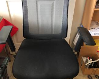 DESK CHAIR