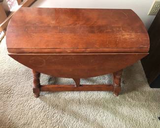 DROP LEAF TABLE